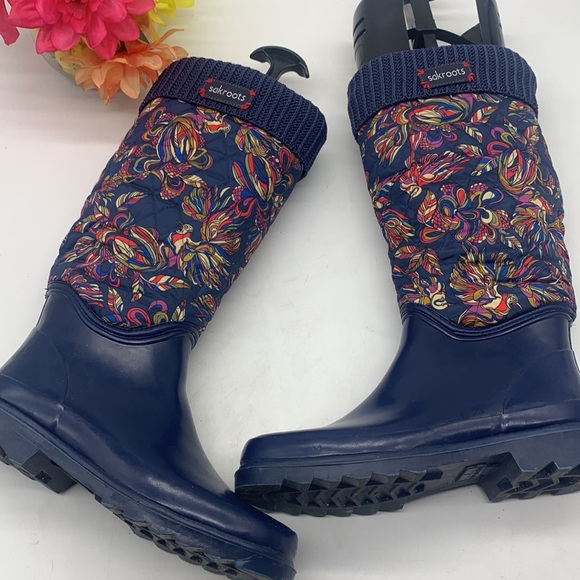 SakRoots Navy Blue Floral Print Waterproof Rain Boots Size 7 - Picture 3 of 10